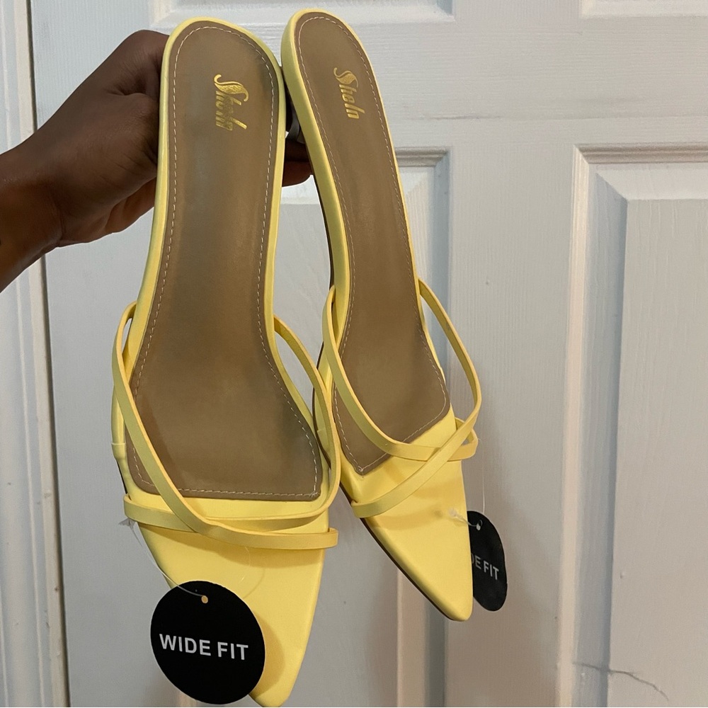 SHEIN Yellow Pointed-Toe Strappy Wide-Fit Mules